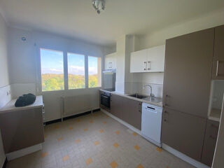  Appartement à louer 2 pièces 56 m²