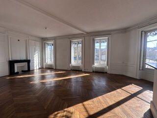  Appartement � louer 3 pi�ces 86 m�