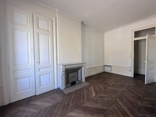  Appartement � louer 2 pi�ces 69 m�