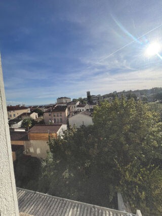  Appartement à louer 1 pièce 28 m²