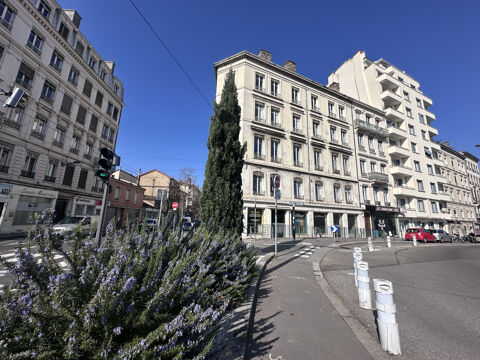 BEAU T2 bis VALMY LYON9e/MARIETTON 985 69009 Lyon