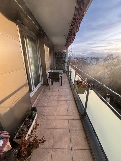  Appartement � louer 5 pi�ces 92 m�