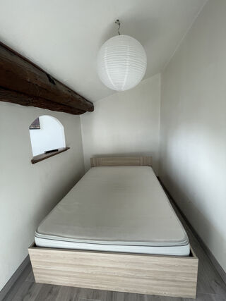  Appartement à louer 1 pièce 28 m²