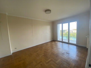  Appartement à louer 2 pièces 56 m²