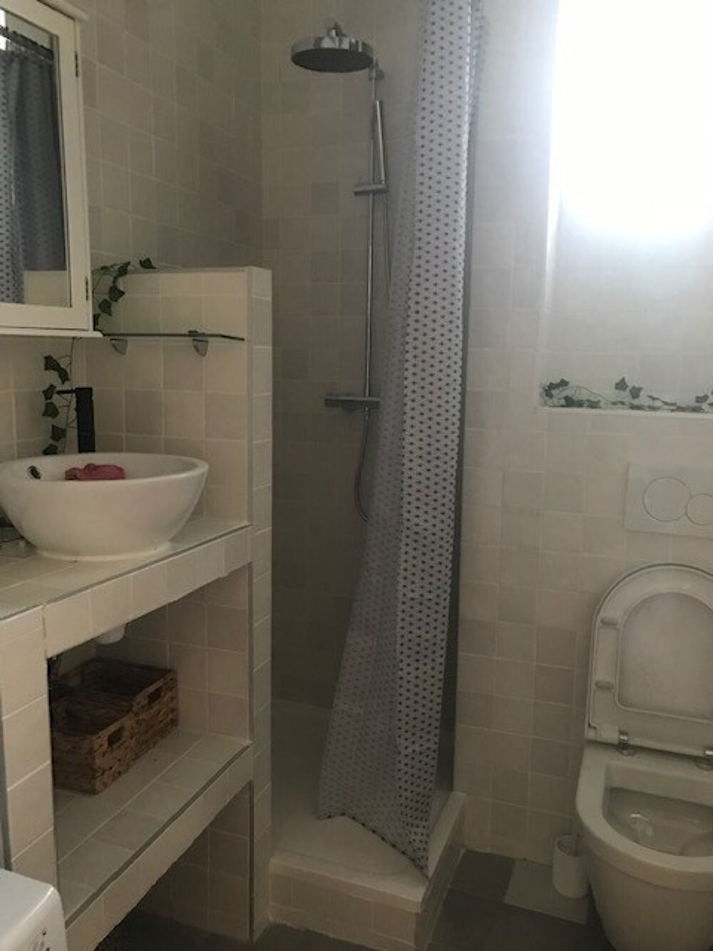 Location Loft T1 bis meublé Au Cœur du village de  Charbonnières les bains Charbonnieres les bains