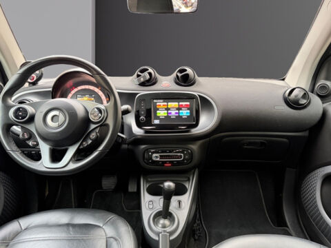 Golf 1.4 Hybrid Rechargeable OPF 245 DSG6 GTE 2022 occasion 75017 Paris