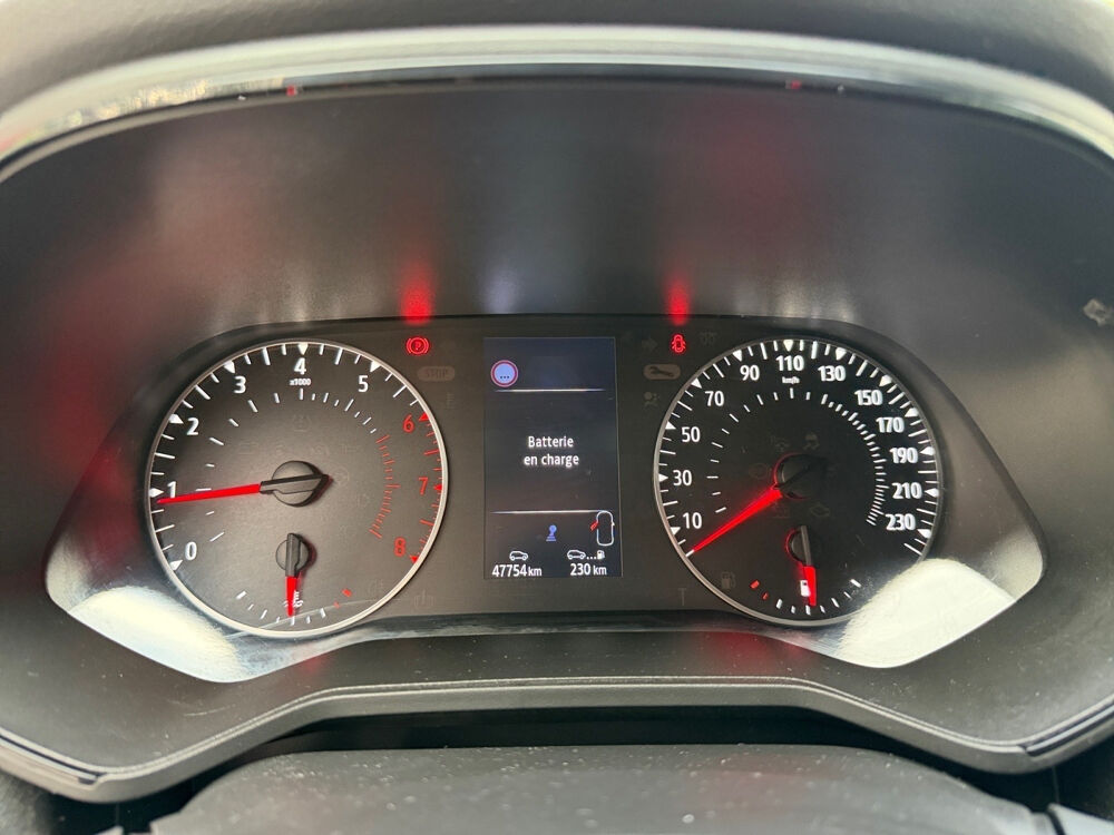 Clio V Clio TCe 90 Equilibre 2023 occasion 75017 Paris