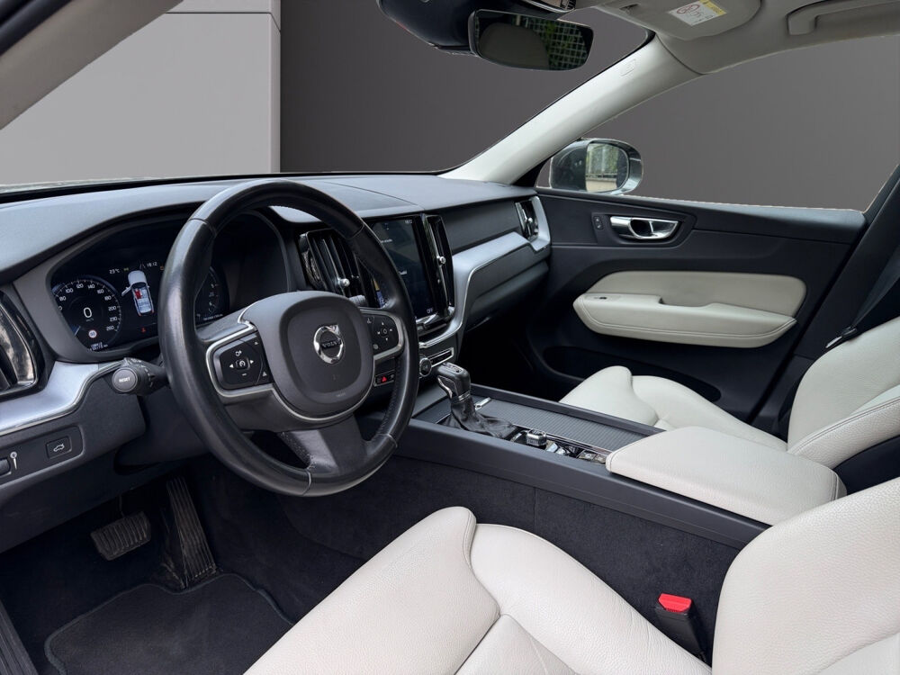 XC60 D4 AWD AdBlue 190 ch Geartronic 8 R-Design 2019 occasion 75017 Paris