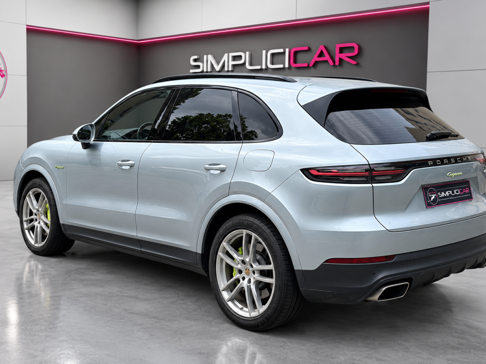 Cayenne E-Hybrid 3.0 V6 462 ch Tiptronic BVA 2019 occasion 75017 Paris