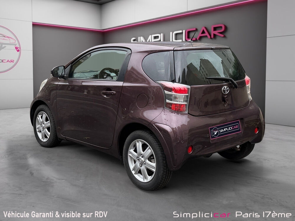 IQ iQ 68 VVT-i MultiDrive 2011 occasion 75017 Paris