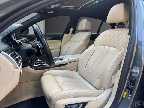 S&eacute;rie 7 740e iPerformance 326 ch Exclusive A 2016 occasion 75017 Paris