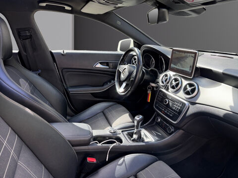 Classe CLA Shooting Brake 180 Fascination 2016 occasion 75017 Paris