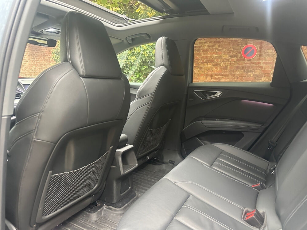 Q4 e-tron Sportback 40 204 ch 82 kW Design Luxe 2022 occasion 75017 Paris
