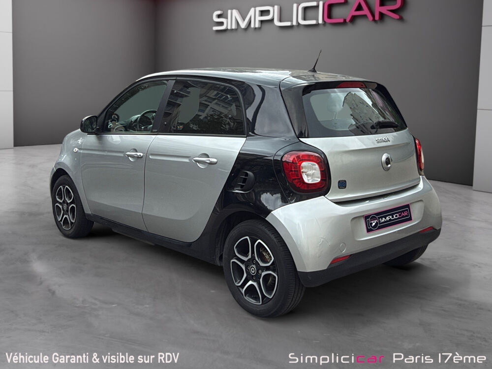 ForFour Forfour 0,82 ch Electrique BVA1 Passion 2019 occasion 75017 Paris