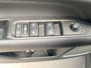 Compass 1.3 PHEV T4 190 ch 4xe eAWD Limited 2022 occasion 75017 Paris
