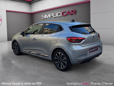 Clio V Clio E-Tech full hybrid 145 Evolution 2023 occasion 75017 Paris