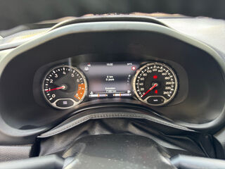 Renegade 1.3 GSE T4 150 ch BVR6 Limited 2019 occasion 75017 Paris