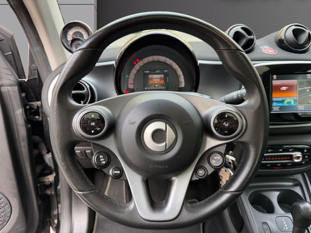 ForTwo Fortwo Coup&eacute; 0.9 90 ch S&S BA6 Prime 2018 occasion 75017 Paris