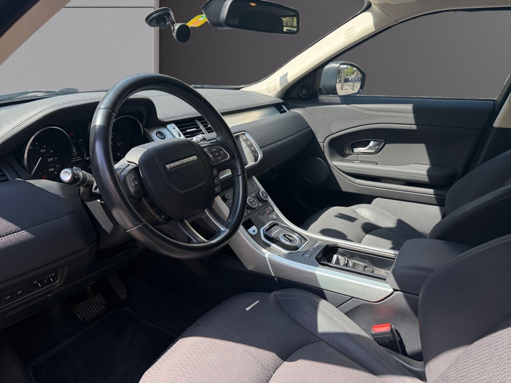Range Rover Evoque Mark II TD4 Dynamic A 2015 occasion 75017 Paris