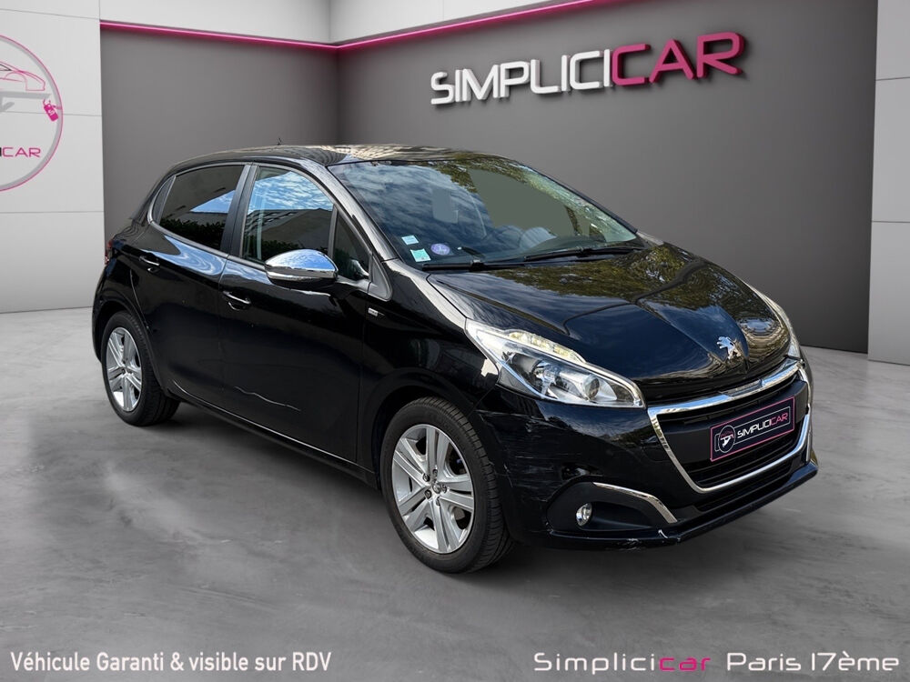 208 1.2 PureTech 82ch BVM5 Allure 2016 occasion 75017 Paris