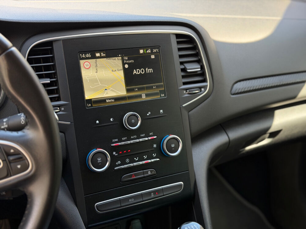 Megane IV M&eacute;gane IV Berline TCe 115 FAP Limited 2019 occasion 75017 Paris