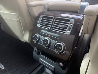 Range Rover Mark V SWB TDV6 3.0L 258ch Autobiography A 2016 occasion 75017 Paris