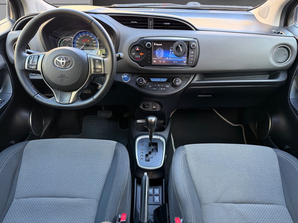 Yaris Hybride 100h France 2016 occasion 75017 Paris