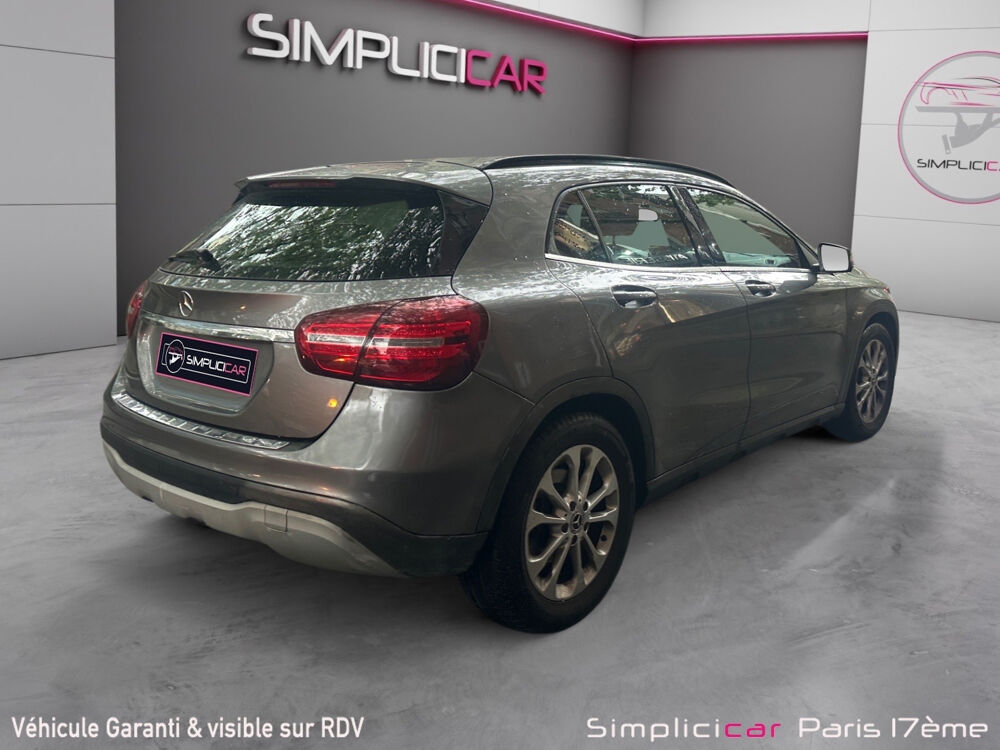 Classe GLA GLA 200 d 7-G DCT Business Edition 2017 occasion 75017 Paris