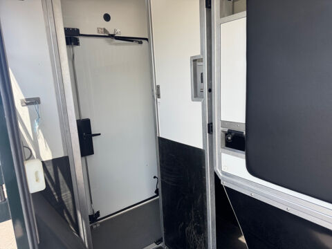 Master MASTER PHC TRAC F3500 L2H2 BLUE DCI 165 EURO VI CONFORT 2023 occasion 75017 Paris