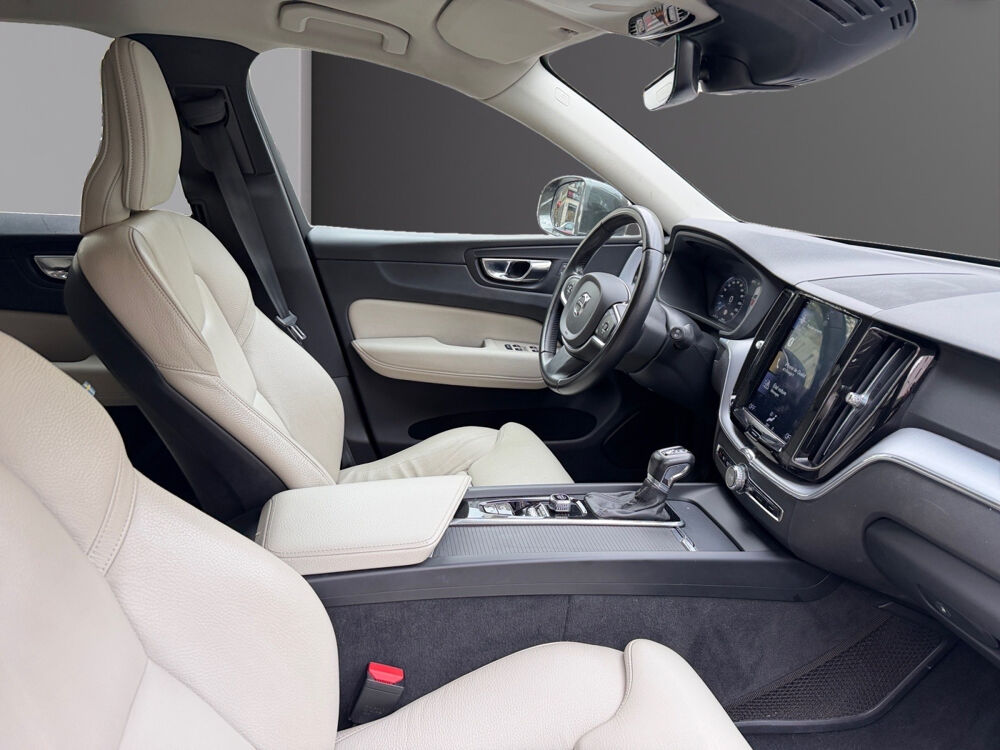 XC60 D4 AWD AdBlue 190 ch Geartronic 8 R-Design 2019 occasion 75017 Paris