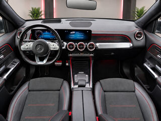 EQB 350 4Matic AMG Line 2022 occasion 75017 Paris