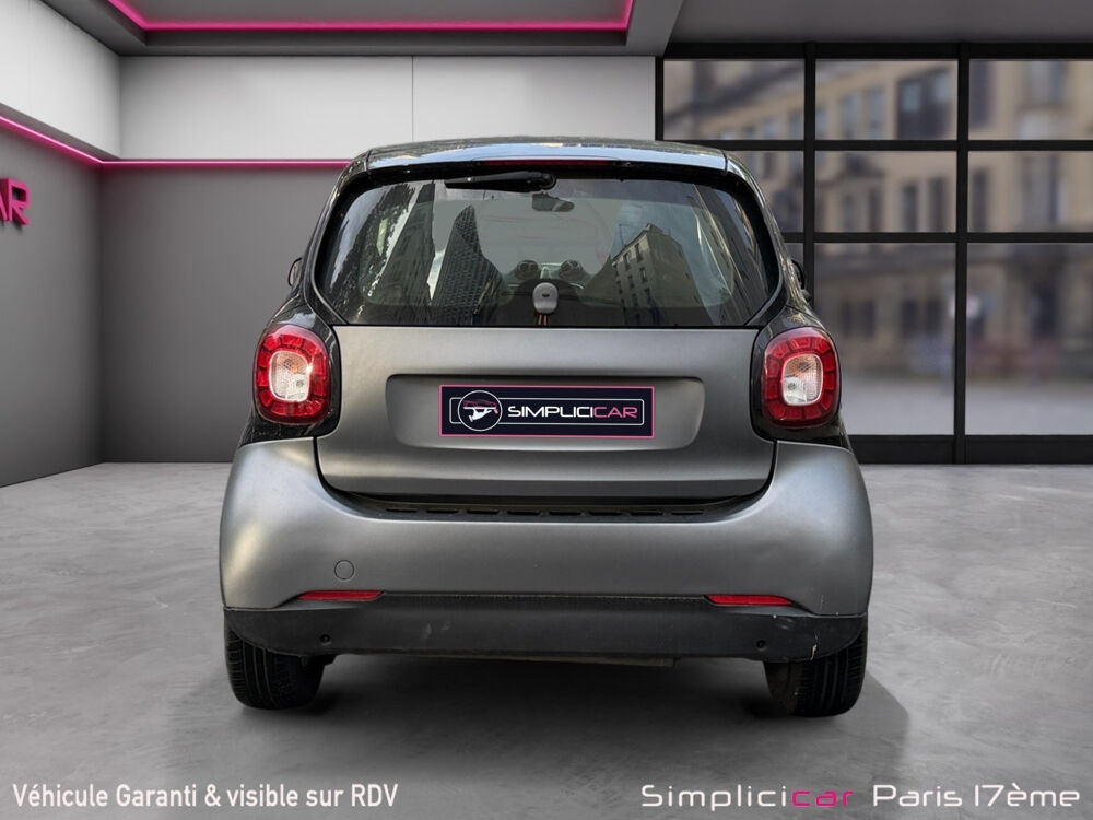 ForTwo Fortwo Coup&eacute; 0.9 90 ch S&S BA6 Prime 2016 occasion 75017 Paris