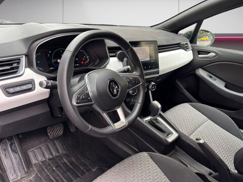 Clio V Clio E-Tech 140 Business 2020 occasion 75017 Paris