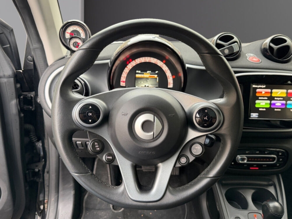 Golf 1.4 Hybrid Rechargeable OPF 245 DSG6 GTE 2022 occasion 75017 Paris
