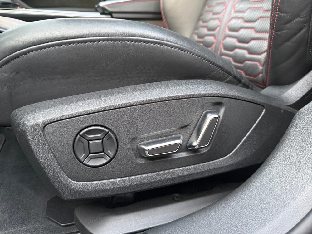 RS6 4.0 TFSi V8 32V Mild hybrid Tiptronic8 600 cv 2021 occasion 75017 Paris