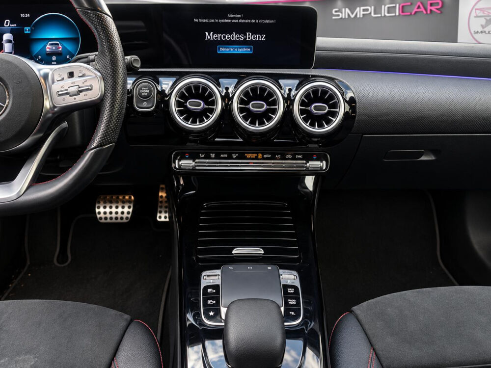 Classe A 180 d 7G-DCT AMG Line 2019 occasion 75017 Paris