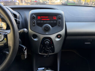 Aygo 1.0 VVT-i x-play 2015 occasion 75017 Paris