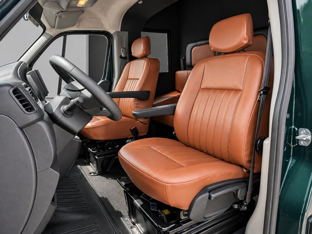 Master MASTER PHC TRAC F3500 L2H2 BLUE DCI 165 EURO VI CONFORT 2023 occasion 75017 Paris