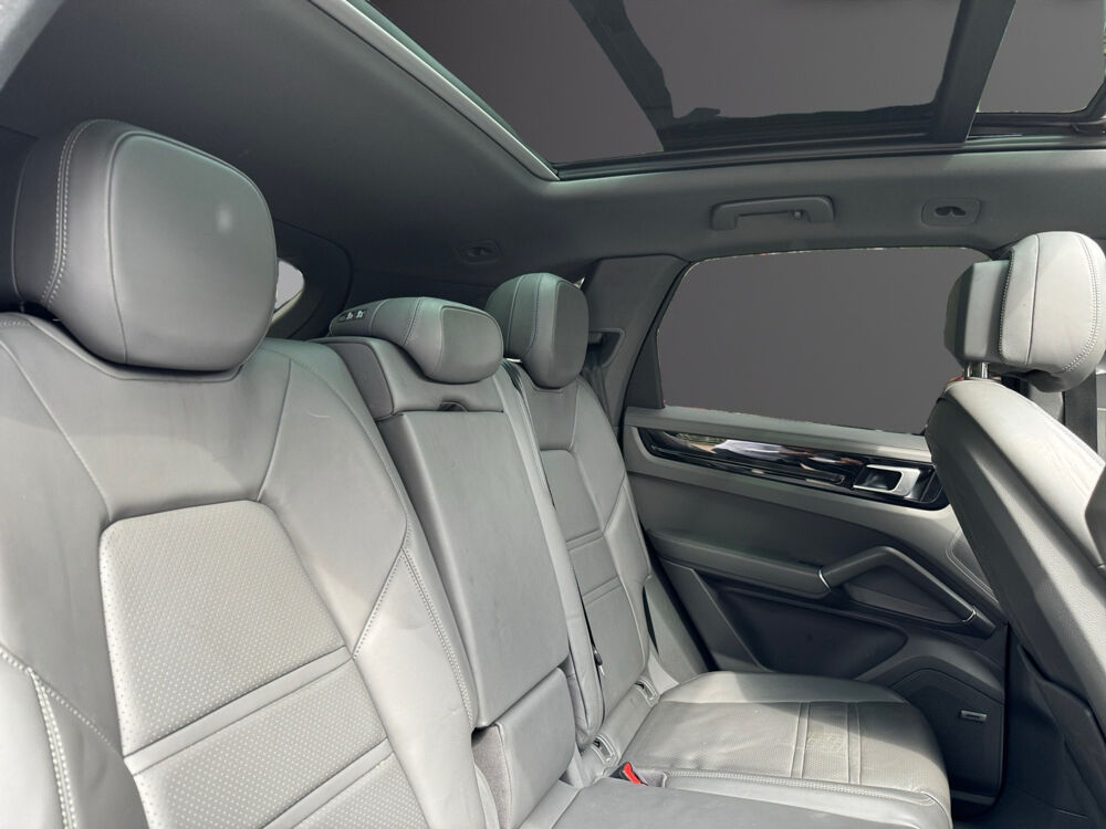 Cayenne E-Hybrid 3.0 V6 462 ch Tiptronic BVA S 2019 occasion 75017 Paris