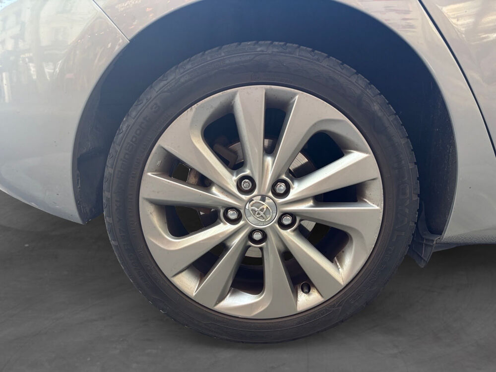 Auris Hybride 136h Style 2014 occasion 75017 Paris