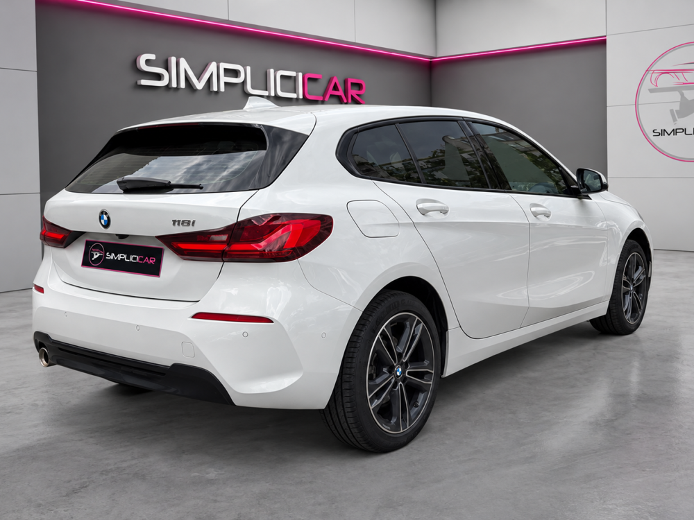 S&eacute;rie 1 118i 136 ch DKG7 Edition Sport 2023 occasion 75017 Paris