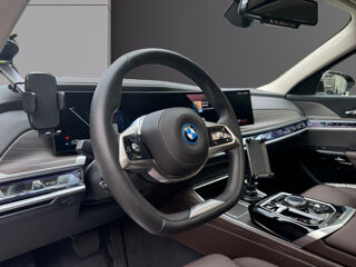 S&eacute;rie 7 750e xDrive 489 ch BVA8 Serie 7 2024 occasion 75017 Paris