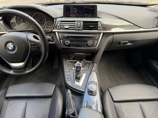 S&eacute;rie 3 330d xDrive 258 ch Luxury A 2014 occasion 75017 Paris