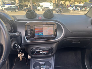 ForTwo Fortwo Cabrio 0.9 109 ch S&S BA6 Brabus Xclusive 2017 occasion 75017 Paris