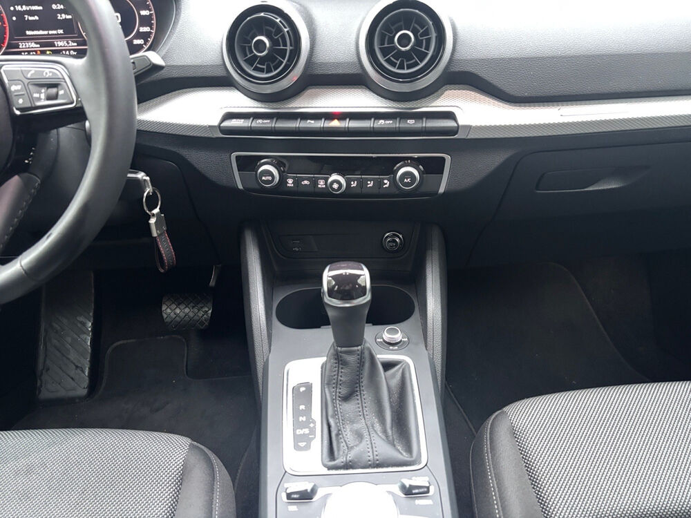 Q2 35 TFSI 150 S tronic 7 Business line 2022 occasion 75017 Paris