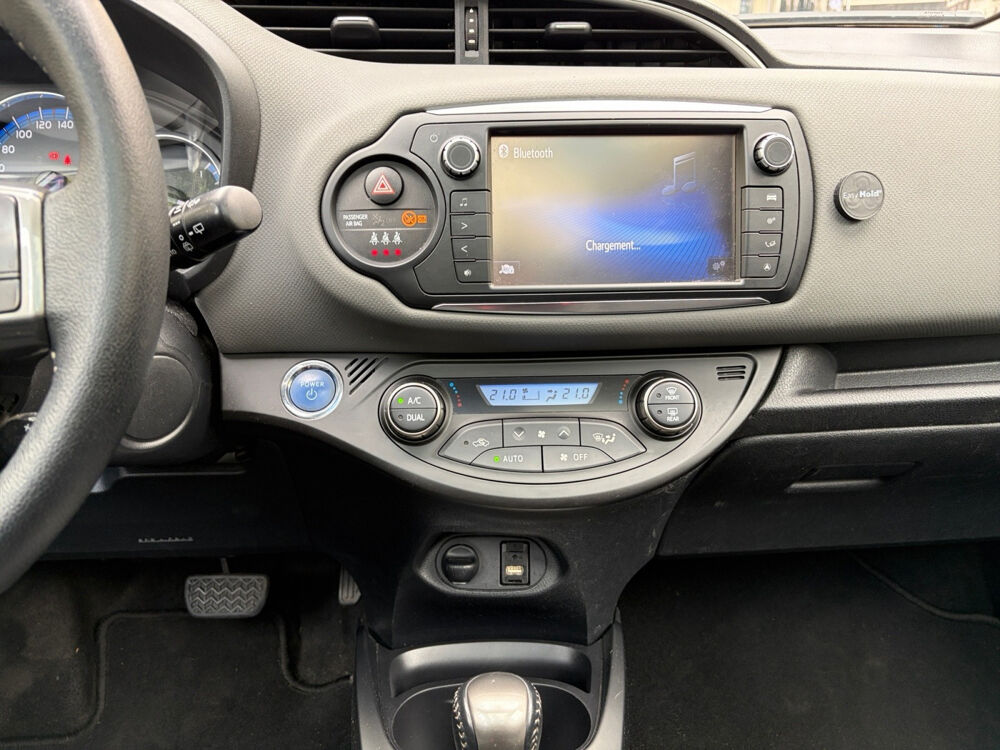 Yaris Hybride 100h Dynamic 2015 occasion 75017 Paris