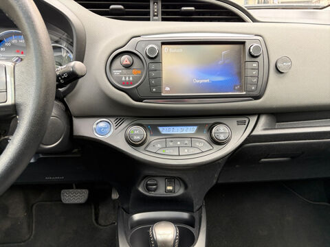Yaris Hybride 100h Dynamic 2015 occasion 75017 Paris