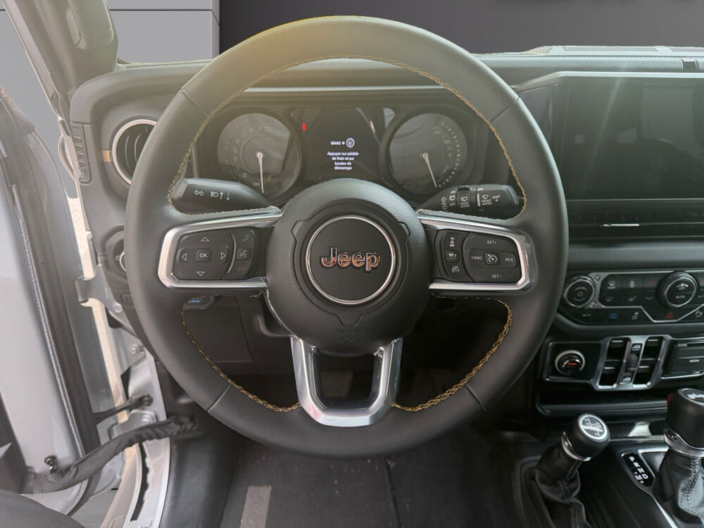 Wrangler Unlimited 4xe 2.0 l T 380 ch PHEV 4x4 BVA8 Sahara 2024 occasion 75017 Paris