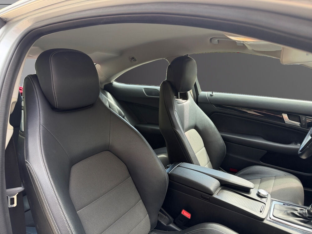 Classe C Coup&eacute; 200 BlueEfficiency Executive A 2013 occasion 75017 Paris
