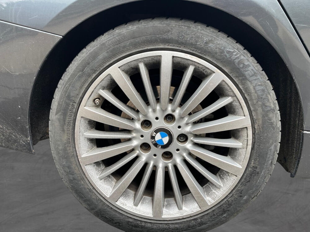 S&eacute;rie 3 Gran Turismo 320d xDrive 184 ch 135 g Luxury A 2015 occasion 75017 Paris